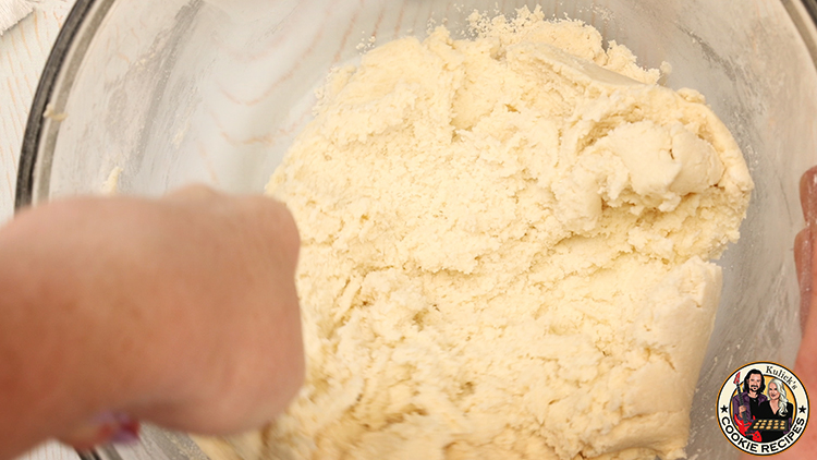 Do you need baking powder in sugar cookies